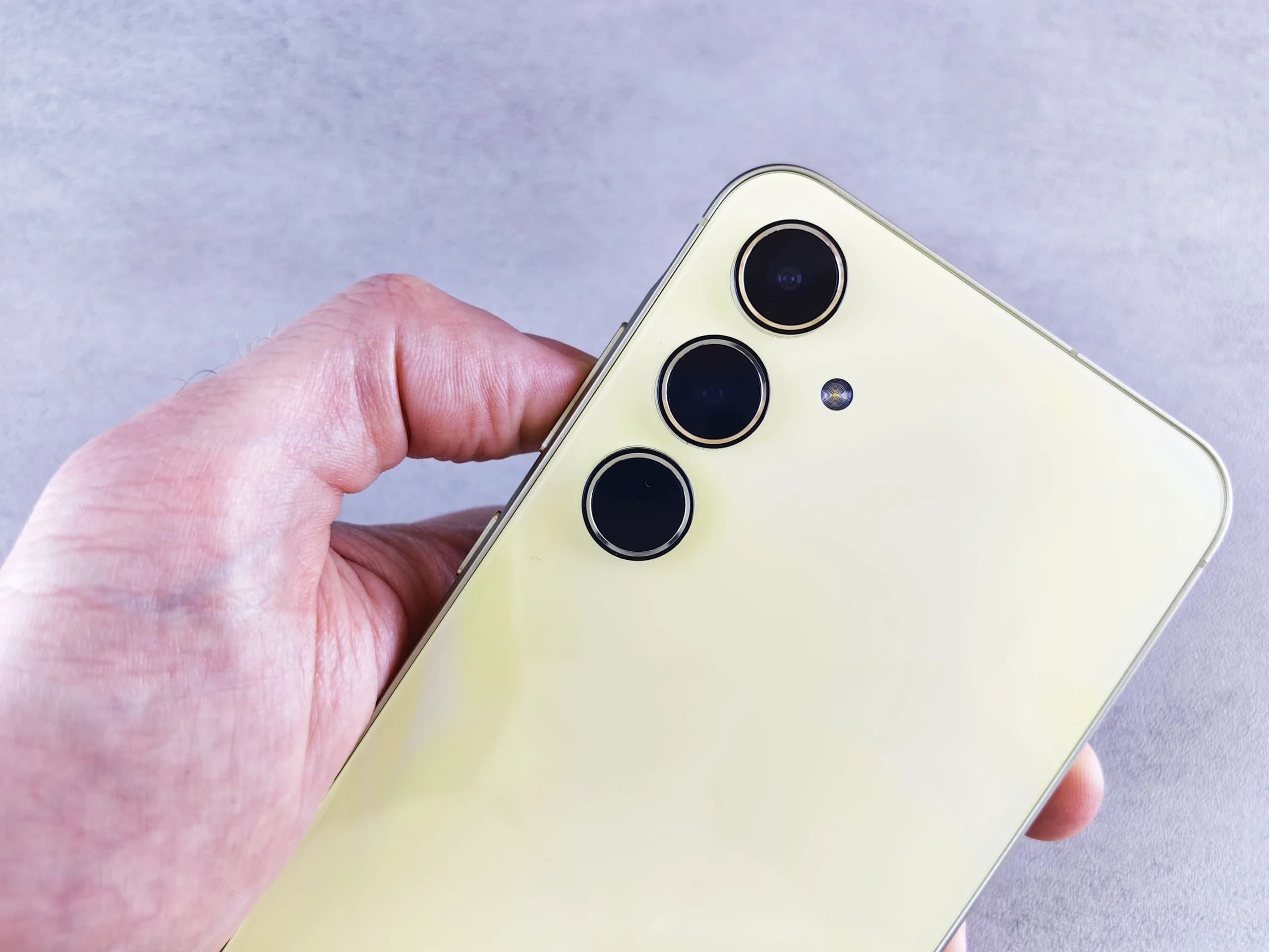 Samsung Galaxy A55 bi uskoro mogao dobiti One UI 9.0 Beta