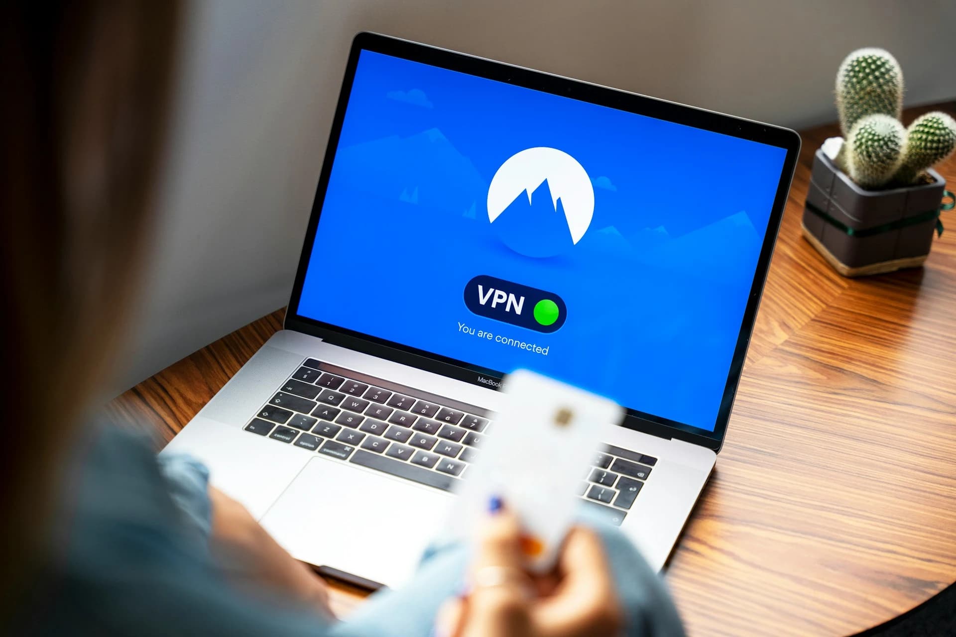 Šta je VPN i da li ti treba? Jednostavno objašnjenje za svakoga