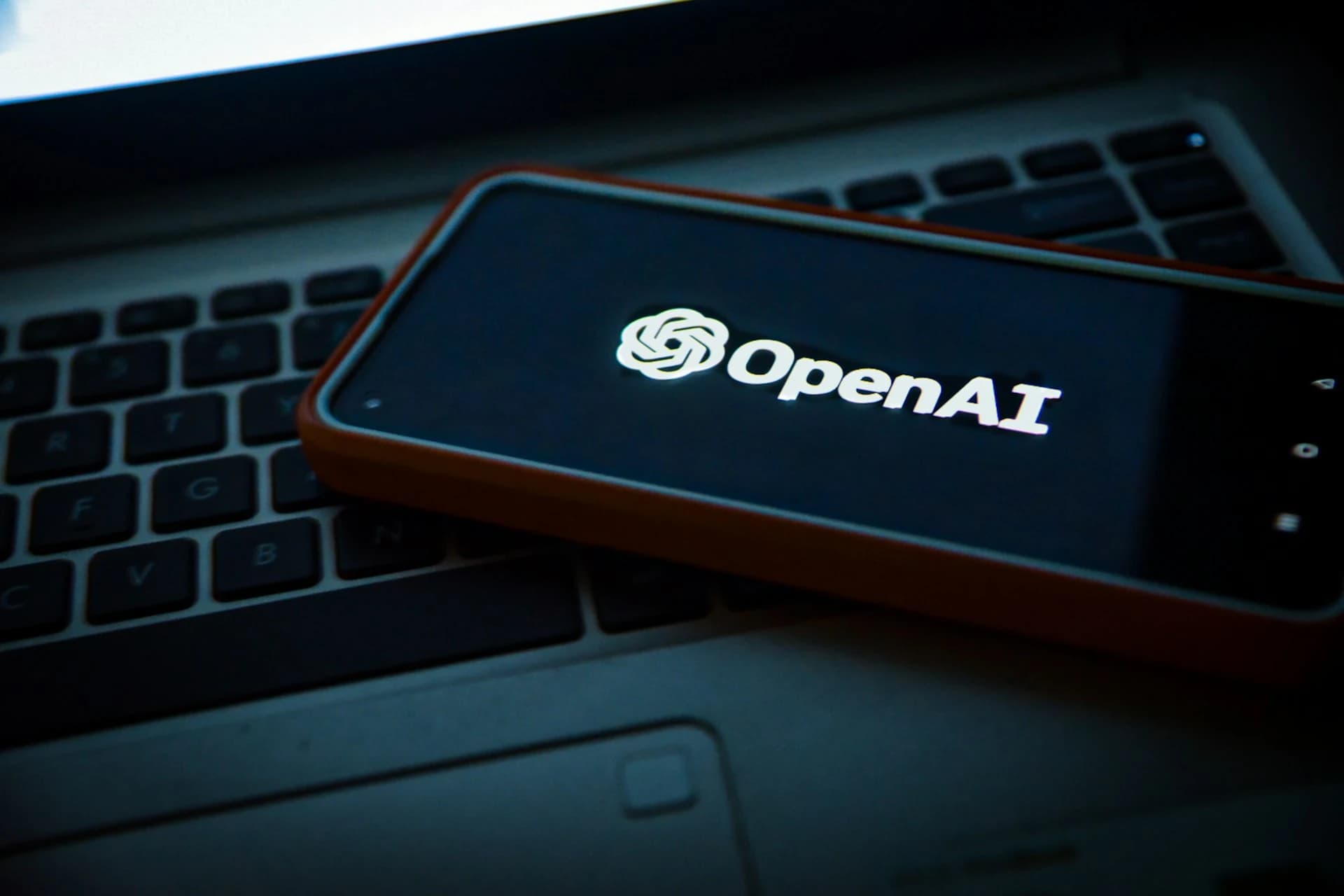 Šef OpenAI-jevih data centara napustio kompaniju usred novih odlazaka rukovodilaca